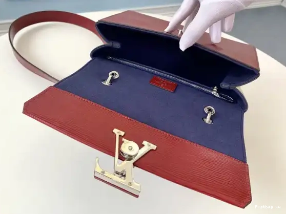 First bag ru VUITTON LOUIS PM GRENELLE 0519